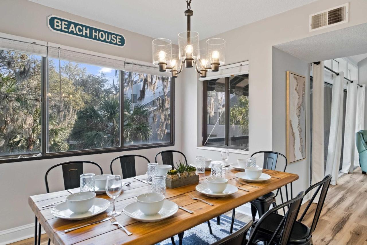 Coastal Oasis With Pool - Walk To Coligny Beach Park ฮิลตันเฮดไอส์แลนด์ ภายนอก รูปภาพ